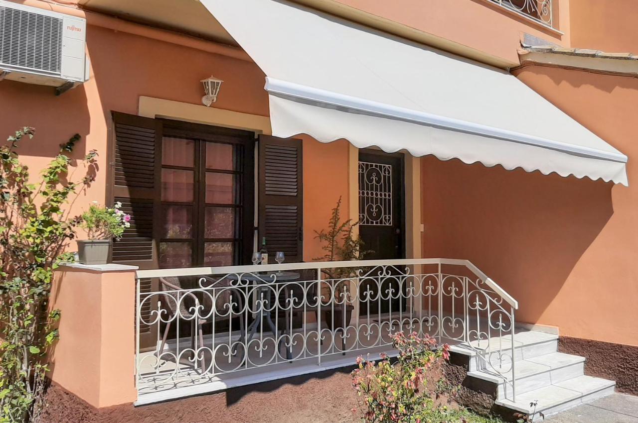 Ferienwohnung La Casa Di Volpe Alepou Exterior foto